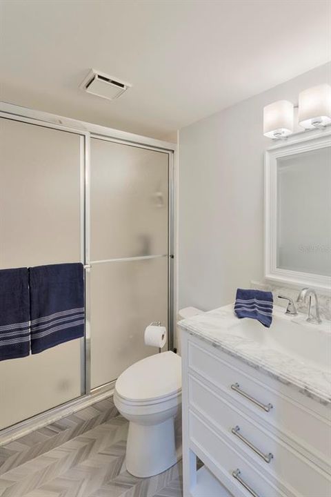 Recently Sold: $480,000 (2 beds, 2 baths, 1224 Square Feet)