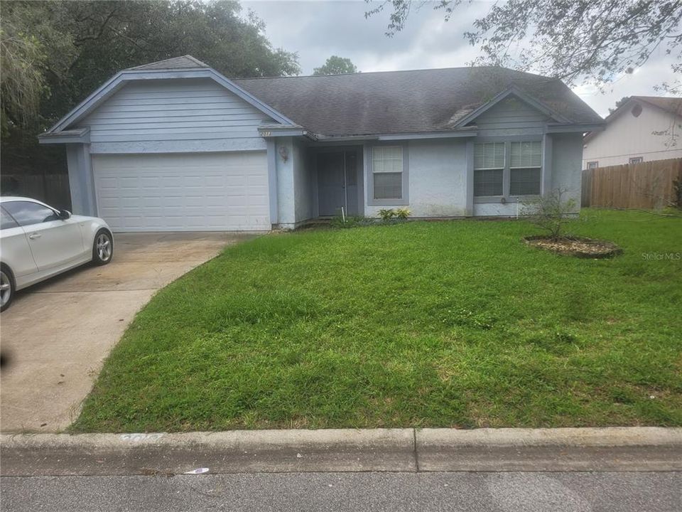 Recently Sold: $275,000 (3 beds, 2 baths, 1316 Square Feet)