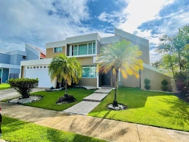 Recently Sold: $695,000 (4 beds, 2 baths, 2300 Square Feet)