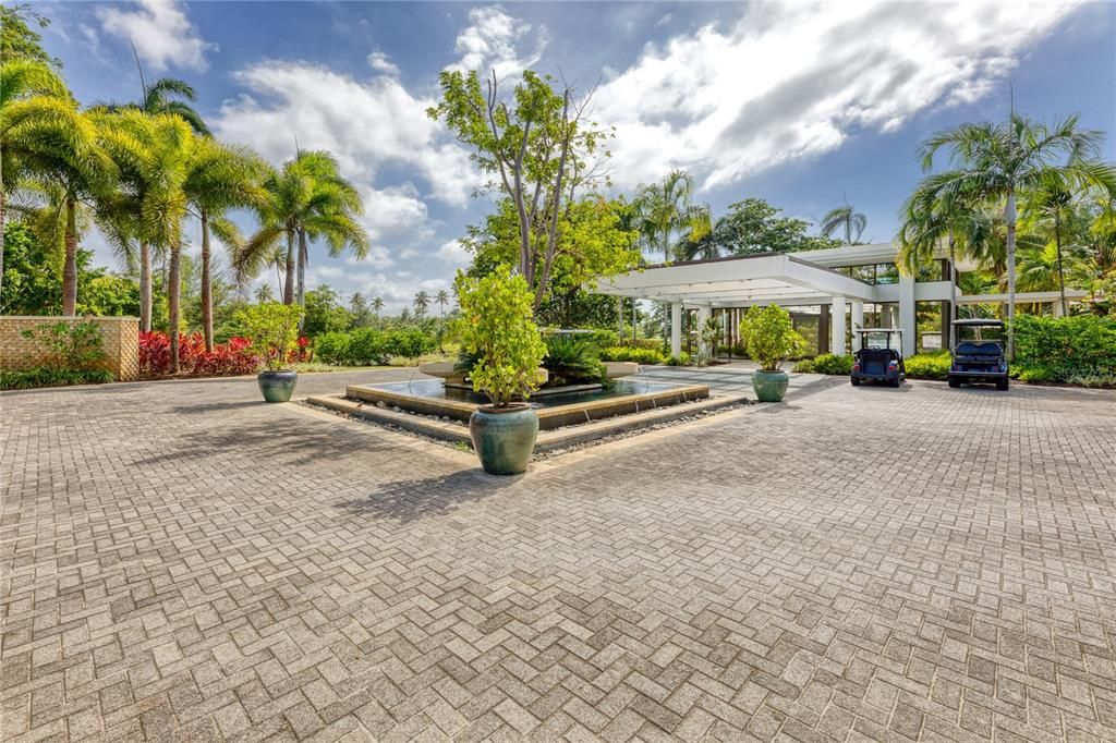 Recently Sold: $11,995,000 (3 beds, 3 baths, 0 Square Feet)