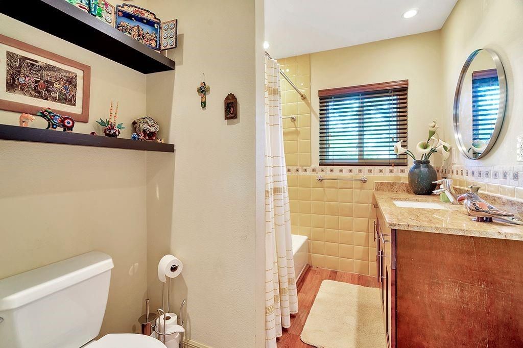 Недавно арендовано: $3,950 (3 спален, 2 ванн, 2437 Квадратных фут)