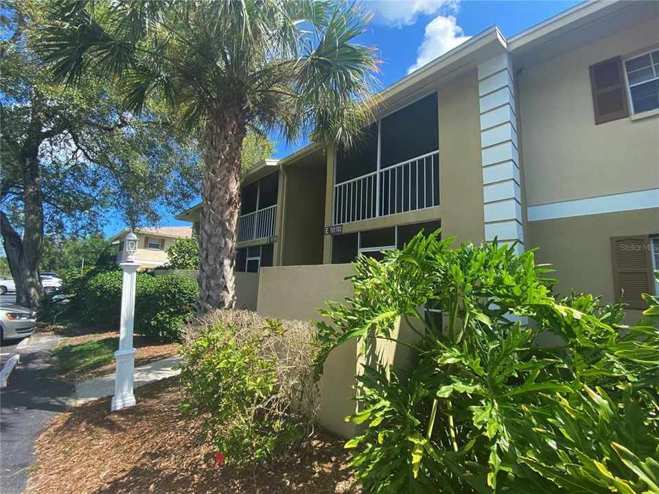 Recently Sold: $127,500 (2 beds, 2 baths, 862 Square Feet)
