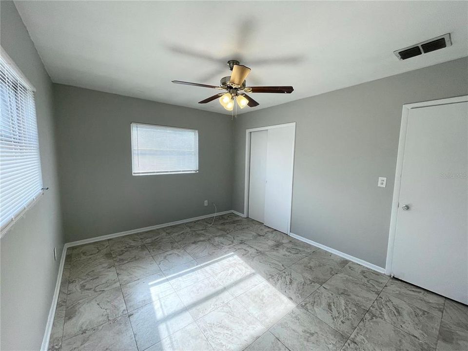 Recently Rented: $1,995 (3 beds, 2 baths, 1318 Square Feet)