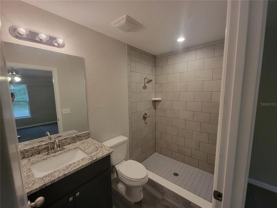 最近租的: $1,695 (3 贝兹, 2 浴室, 1413 平方英尺)