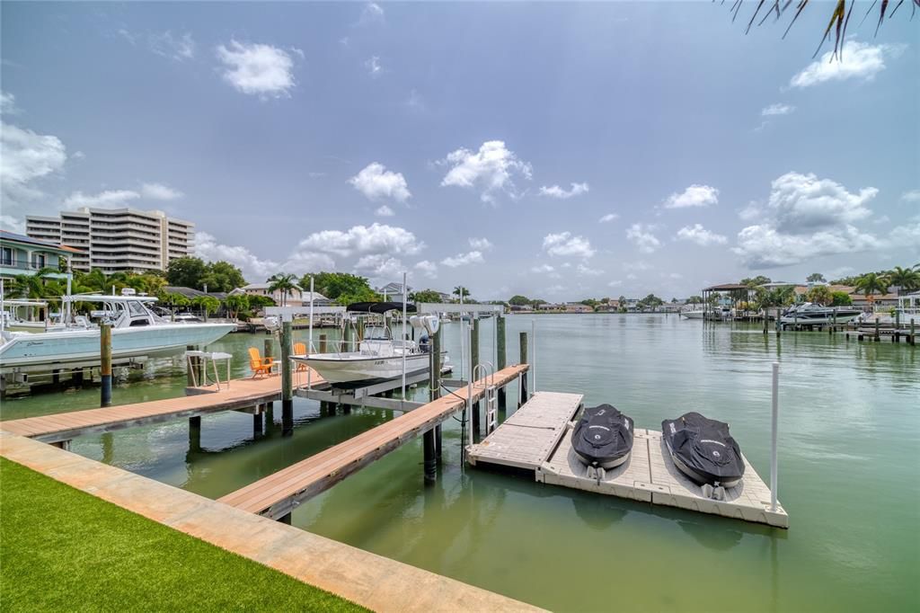 Recently Sold: $2,100,000 (4 beds, 4 baths, 2810 Square Feet)