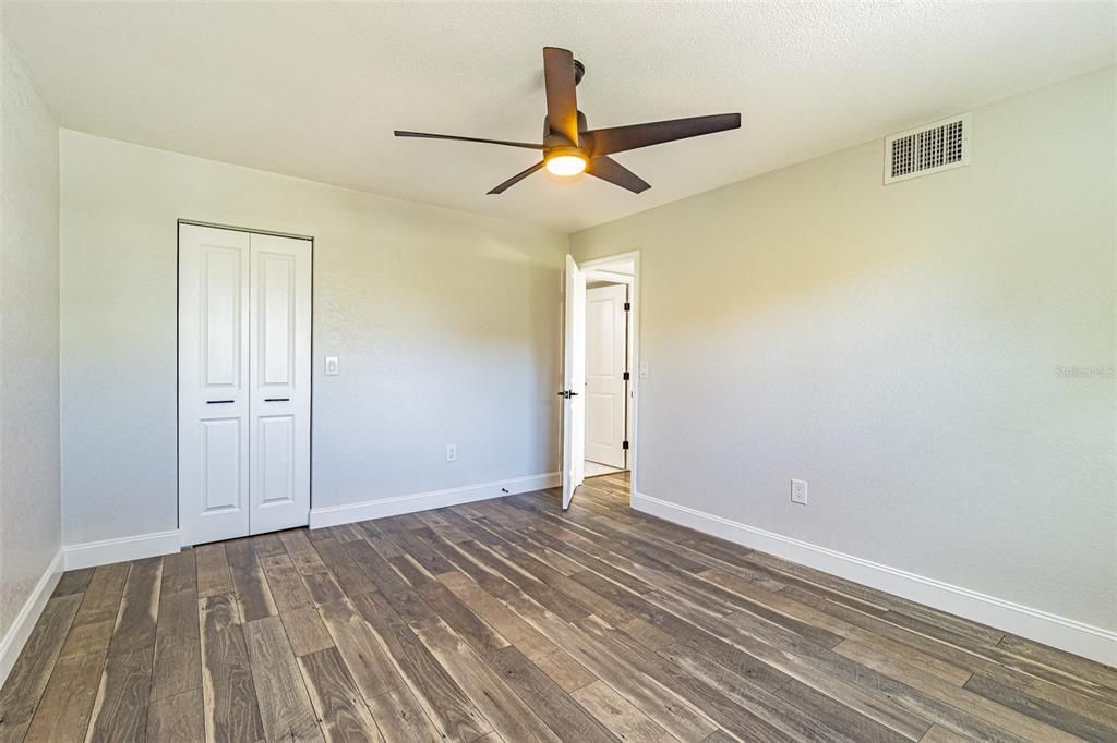 Recently Sold: $279,999 (1 beds, 1 baths, 580 Square Feet)