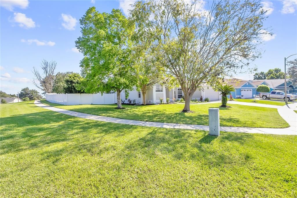 Recently Sold: $335,000 (3 beds, 2 baths, 1849 Square Feet)