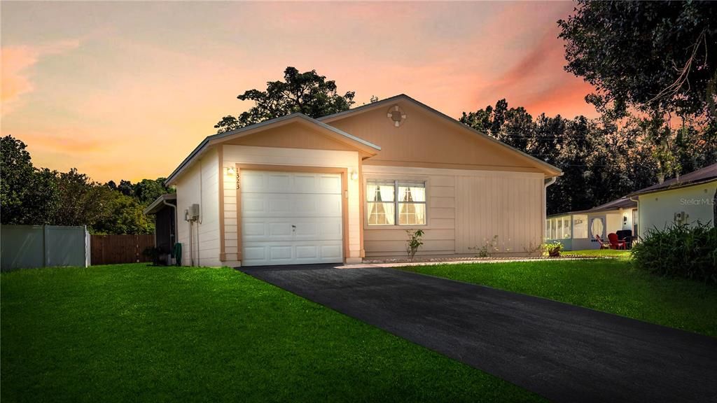 最近售出: $229,900 (3 贝兹, 2 浴室, 1239 平方英尺)