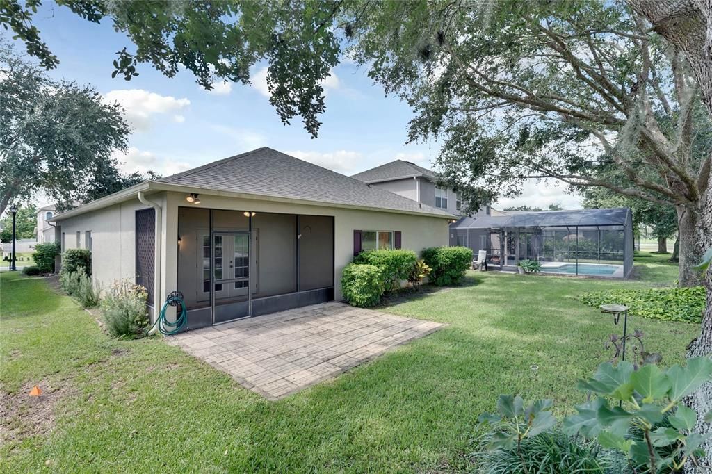 Recently Sold: $400,000 (4 beds, 2 baths, 1999 Square Feet)