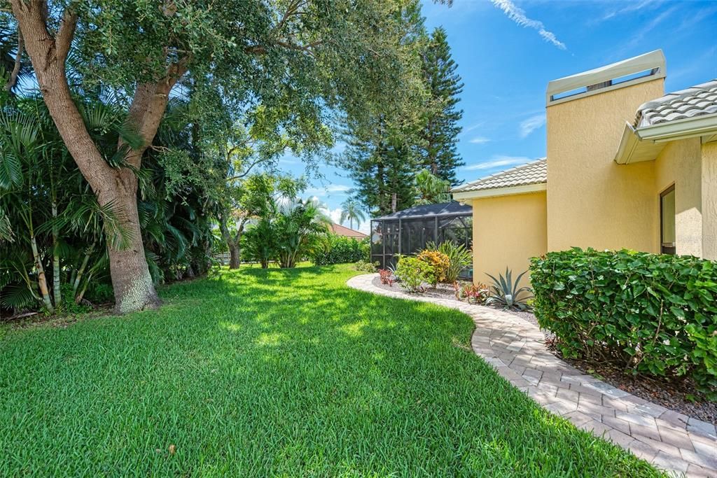 Recently Sold: $639,900 (4 beds, 2 baths, 2124 Square Feet)