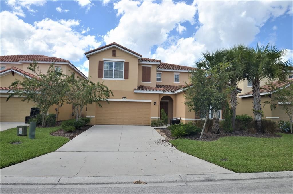 Recently Sold: $595,000 (7 beds, 5 baths, 3632 Square Feet)
