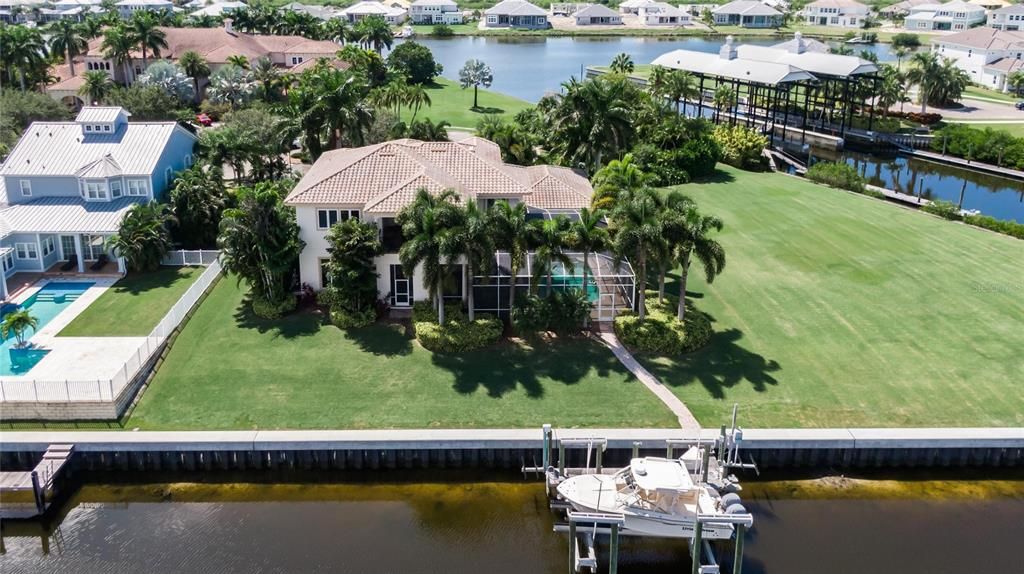 Recently Sold: $1,850,000 (4 beds, 4 baths, 4104 Square Feet)