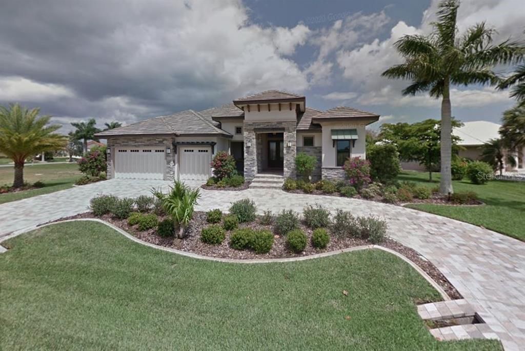 Recently Sold: $1,275,000 (3 beds, 3 baths, 2727 Square Feet)