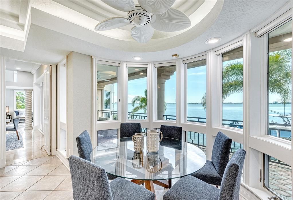 Recently Sold: $3,999,000 (4 beds, 3 baths, 6805 Square Feet)