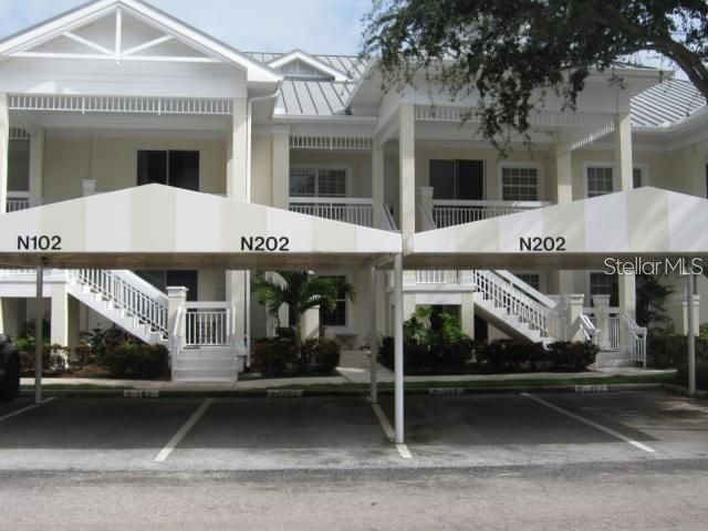 Recently Sold: $549,000 (3 beds, 3 baths, 2271 Square Feet)
