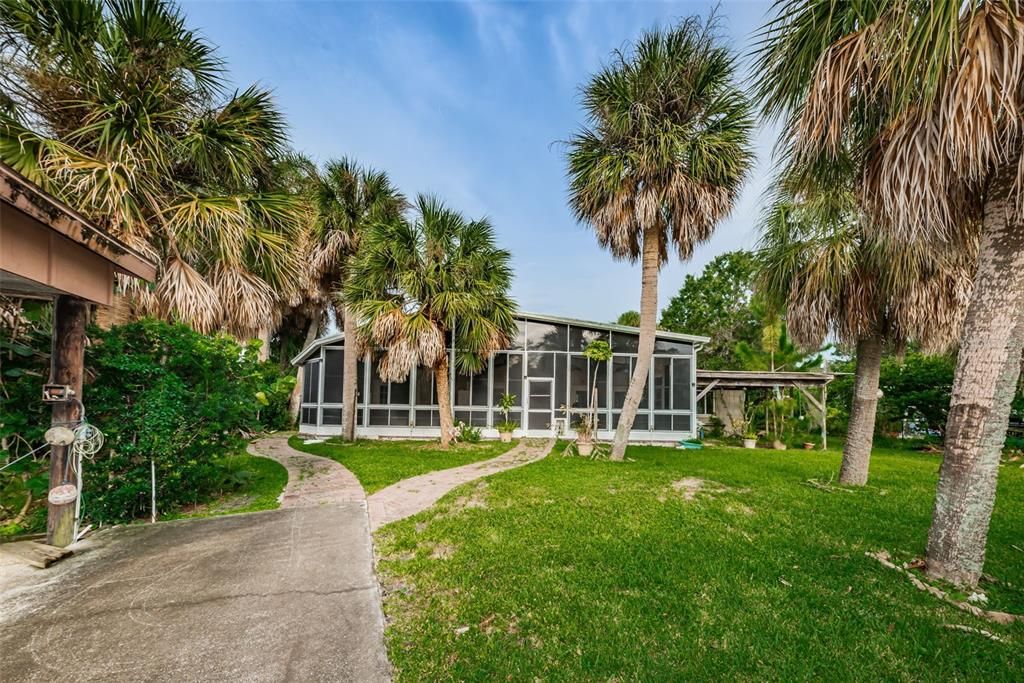 Recently Sold: $795,000 (3 beds, 2 baths, 1654 Square Feet)