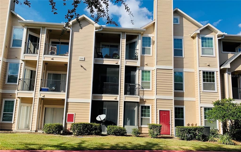 Recently Sold: $149,000 (2 beds, 1 baths, 921 Square Feet)