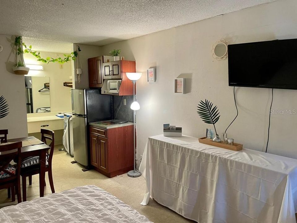 Vendido Recientemente: $28,500 (1 camas, 1 baños, 276 Pies cuadrados)