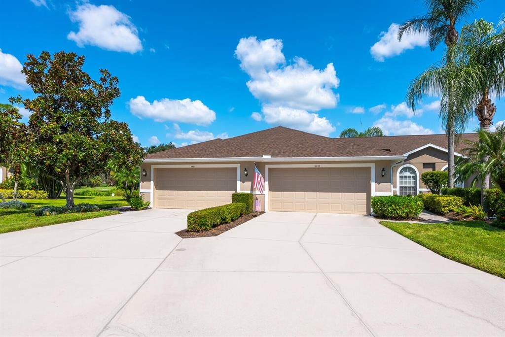 Recently Sold: $350,000 (2 beds, 2 baths, 1585 Square Feet)