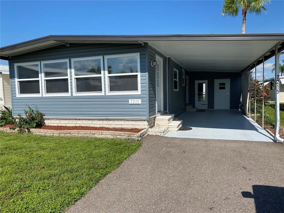 Recently Sold: $169,000 (2 beds, 2 baths, 1056 Square Feet)