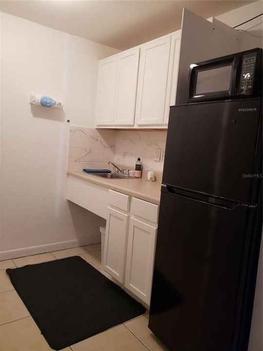 Recently Rented: $850 (1 beds, 1 baths, 300 Square Feet)