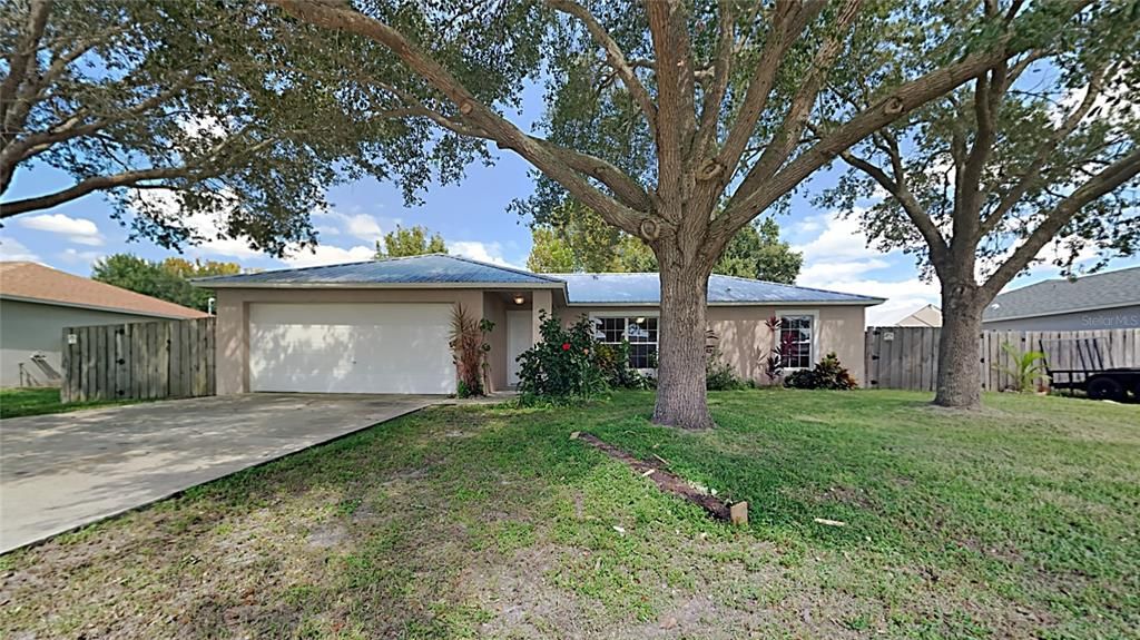 Recently Sold: $244,900 (3 beds, 2 baths, 1088 Square Feet)