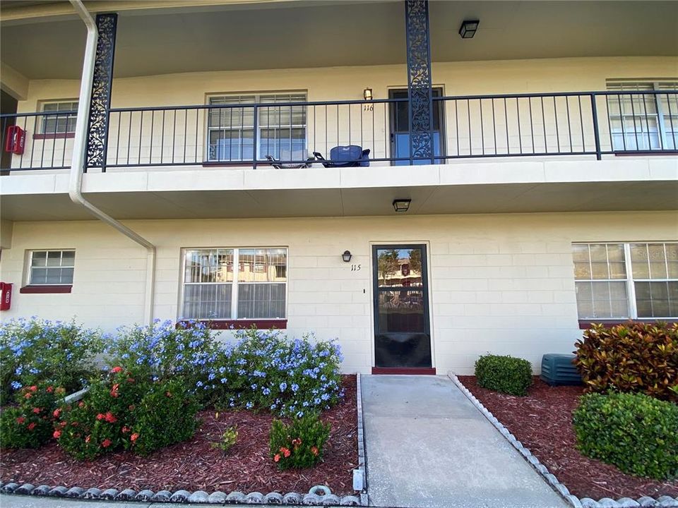 Recently Sold: $68,500 (1 beds, 1 baths, 607 Square Feet)