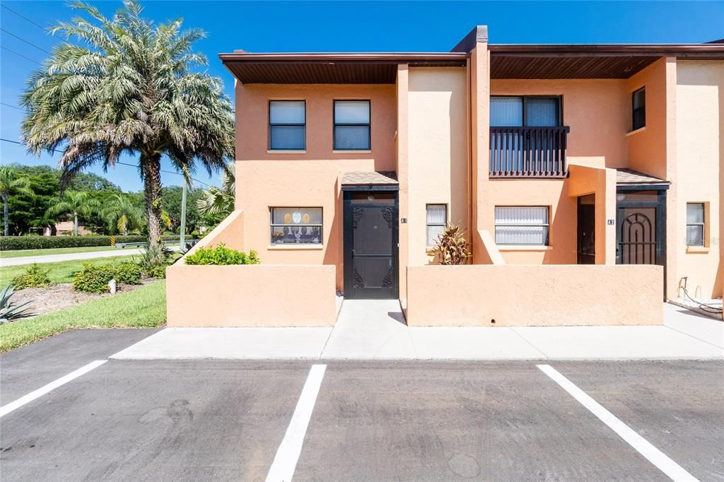 Recently Sold: $149,900 (2 beds, 2 baths, 1218 Square Feet)