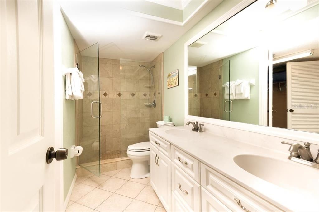 最近售出: $979,000 (3 贝兹, 2 浴室, 1470 平方英尺)