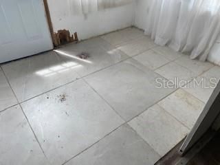 Vendido Recientemente: $64,000 (2 camas, 1 baños, 875 Pies cuadrados)