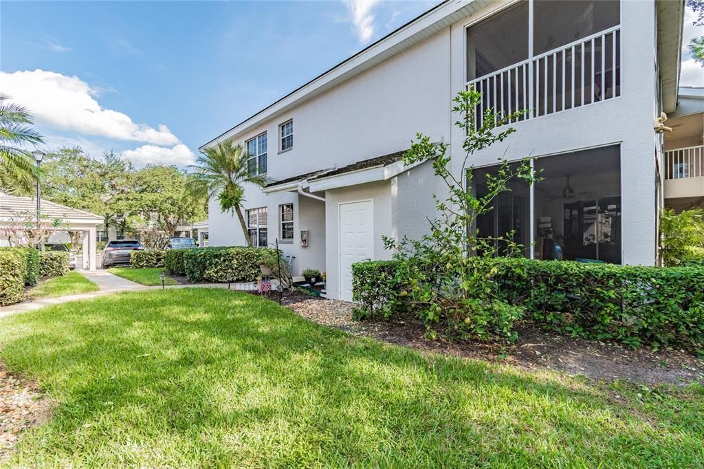 Recently Sold: $318,000 (3 beds, 2 baths, 1374 Square Feet)