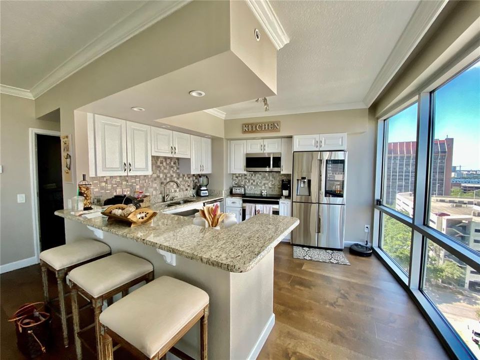 Recently Sold: $647,000 (2 beds, 2 baths, 1632 Square Feet)