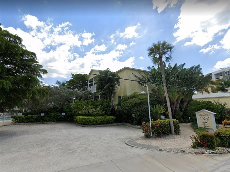 Recently Sold: $475,000 (2 beds, 2 baths, 752 Square Feet)