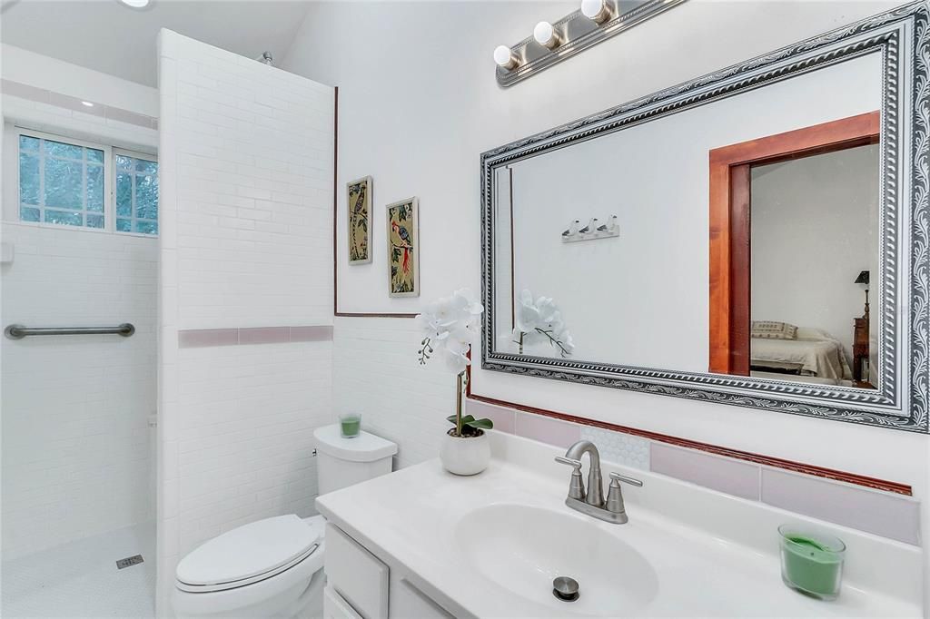 最近售出: $429,990 (3 贝兹, 2 浴室, 1900 平方英尺)