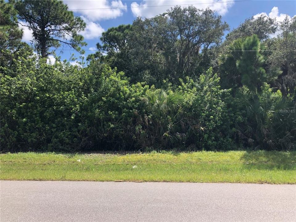 Vendido Recientemente: $34,900 (0.35 acres)