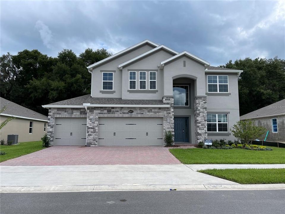 Recently Sold: $657,533 (5 beds, 5 baths, 3755 Square Feet)