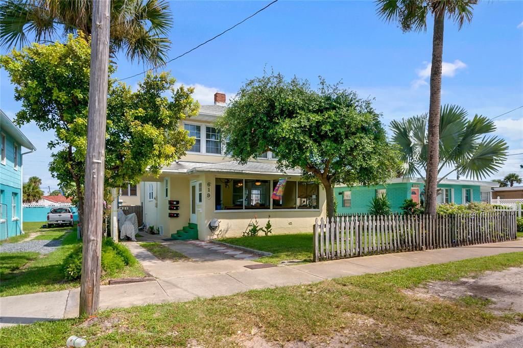 Recently Sold: $375,000 (5 beds, 4 baths, 2647 Square Feet)