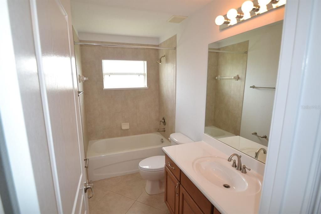 Недавно арендовано: $2,755 (4 спален, 4 ванн, 3304 Квадратных фут)