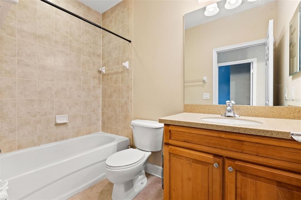 最近租的: $5,500 (4 贝兹, 3 浴室, 2300 平方英尺)