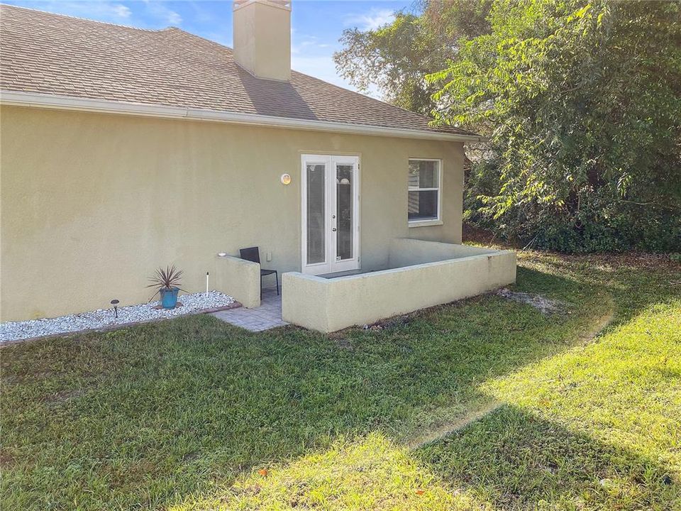 Recently Sold: $385,000 (4 beds, 3 baths, 2577 Square Feet)