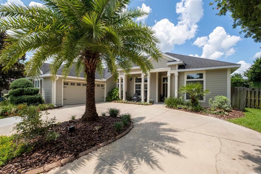 Recently Sold: $500,000 (4 beds, 3 baths, 2662 Square Feet)