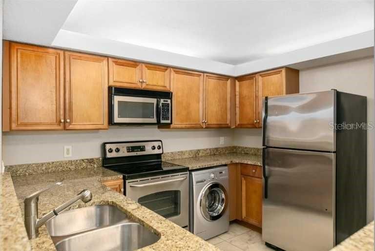 Recently Rented: $1,400 (2 beds, 2 baths, 1010 Square Feet)
