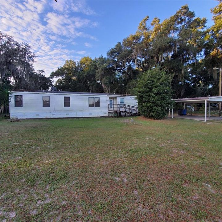 Recently Sold: $150,000 (3 beds, 2 baths, 1329 Square Feet)