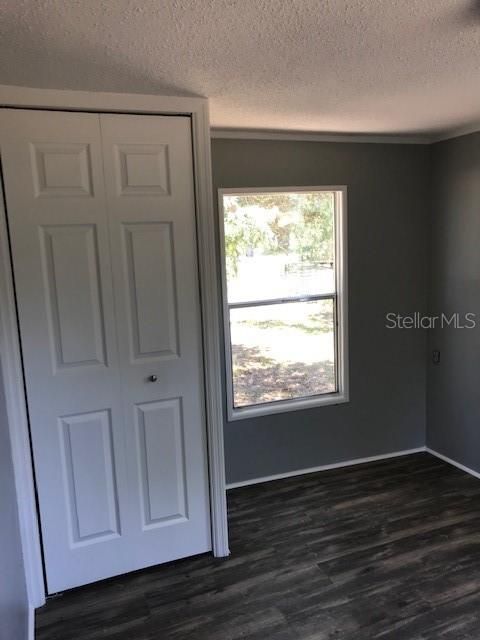 Recently Rented: $1,095 (3 beds, 1 baths, 672 Square Feet)