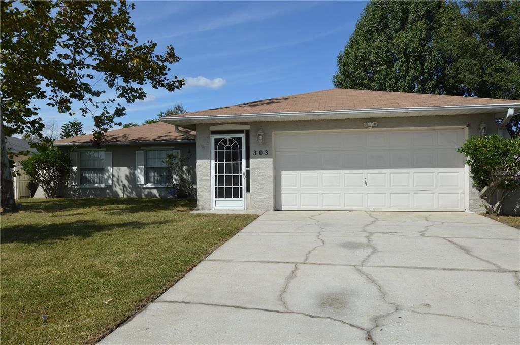 Recently Sold: $250,000 (4 beds, 2 baths, 1415 Square Feet)