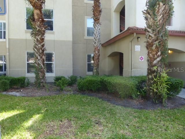 Recently Sold: $158,000 (2 beds, 2 baths, 1209 Square Feet)