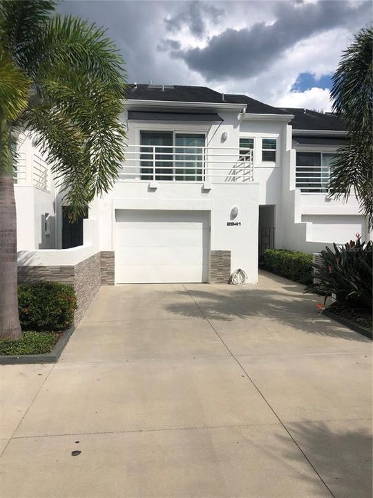 Recently Sold: $530,000 (2 beds, 2 baths, 1634 Square Feet)