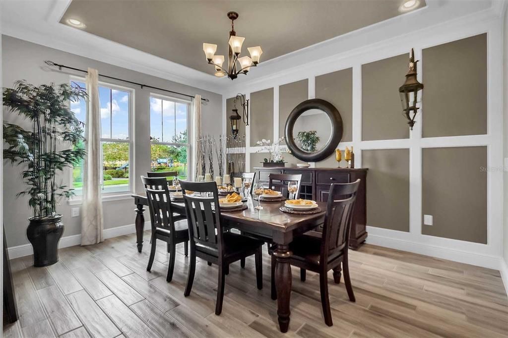 Recently Sold: $805,000 (5 beds, 3 baths, 3911 Square Feet)