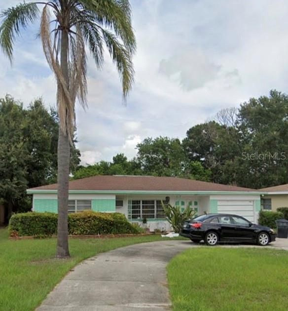Recently Sold: $230,000 (3 beds, 2 baths, 1652 Square Feet)