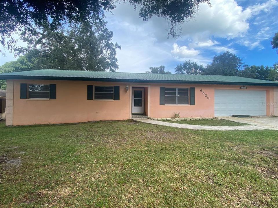Recently Sold: $239,000 (3 beds, 2 baths, 1425 Square Feet)